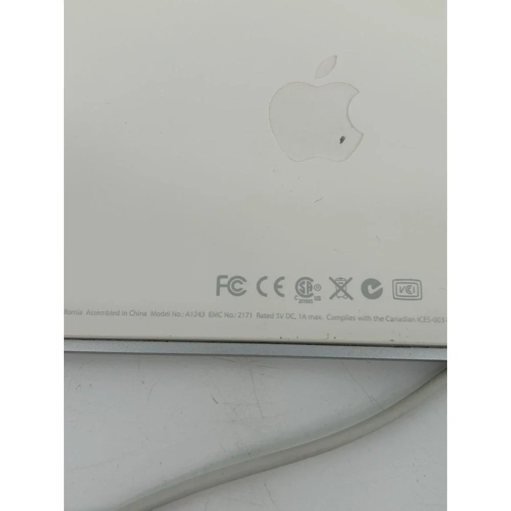 Apple A1243 Wired USB Silver Aluminum Keyboard w. Numeric Keypad, Tested Working
